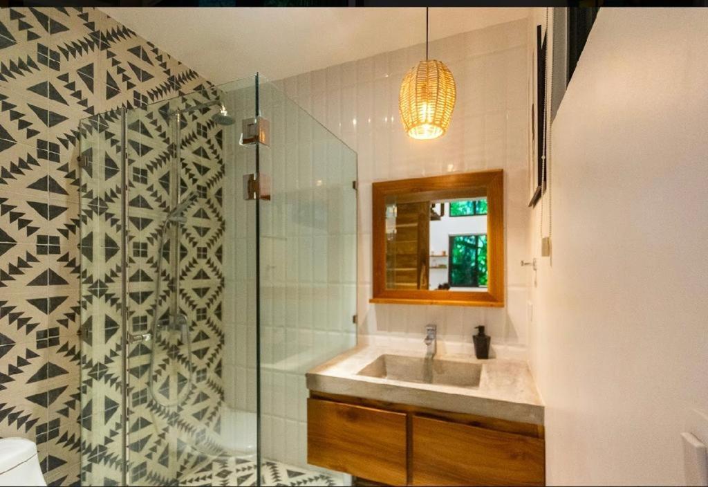 Condo Vnv Walking Distance To The Beach Носара Екстериор снимка